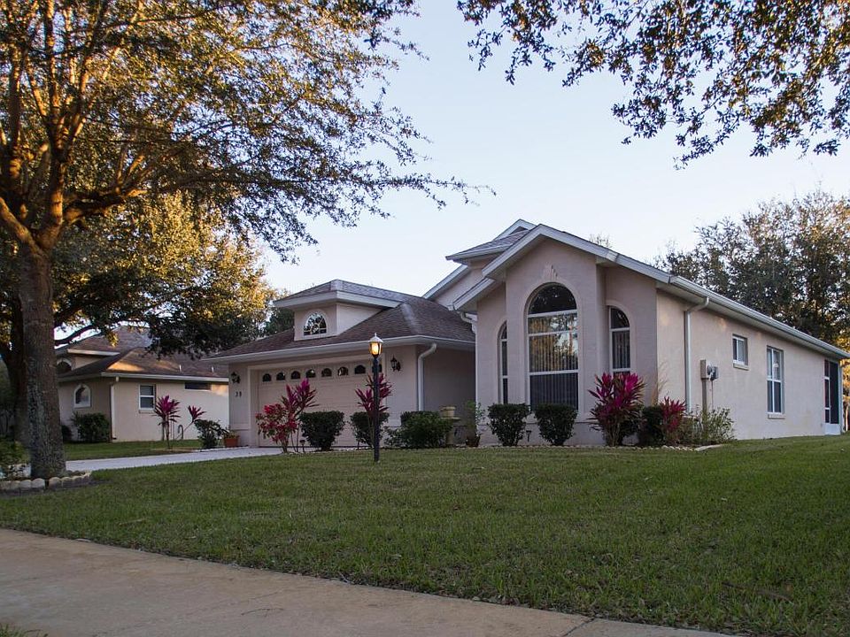 1st image of 39 Lakebluff Dr