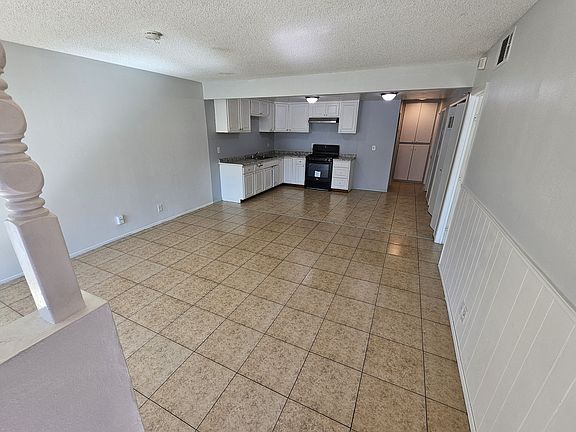 Open Area Living Room and Kitchen
