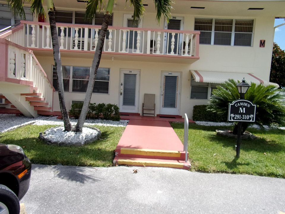 1st image of 299 Camden M #299