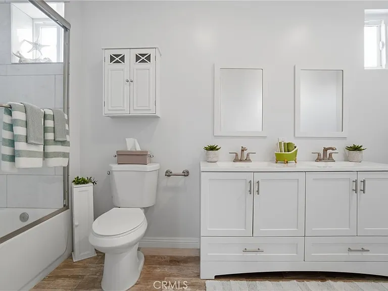 6139 Jamieson Ave — Photo 32