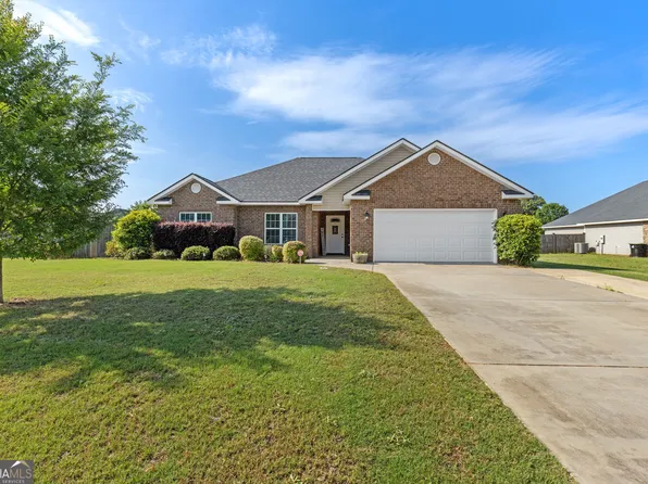 105 Brooke Ct, Byron, GA 31008