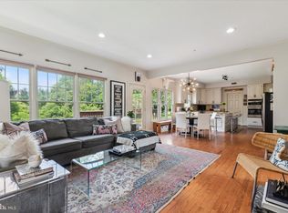 320 Sentry Ln, Wayne, PA 19087