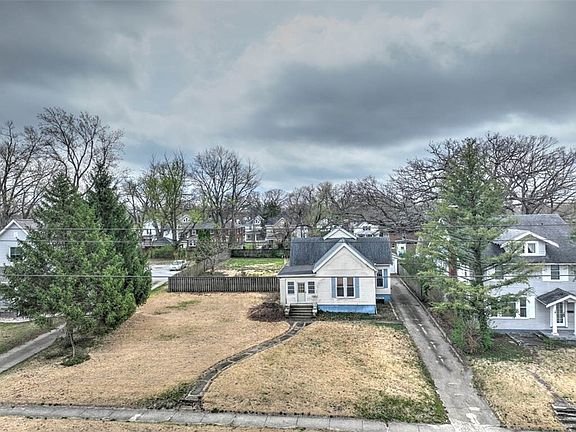 3rd image of 1437 W Main St