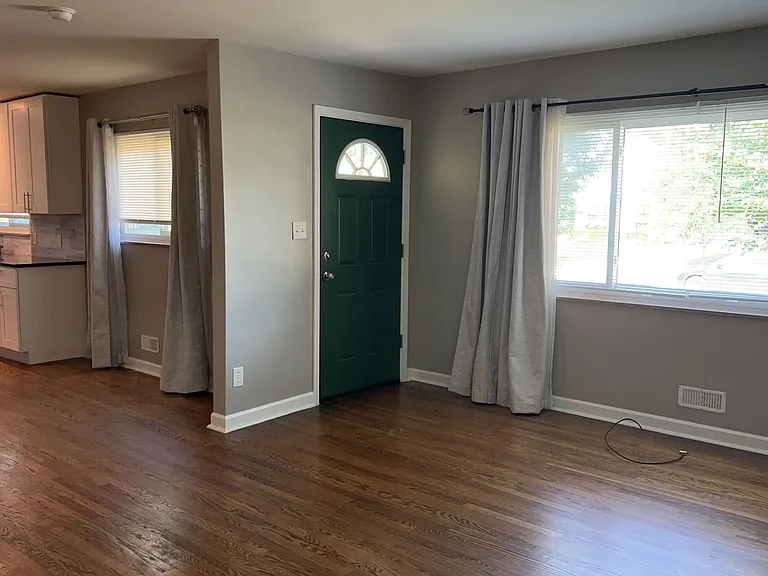 2772 Brandon Rd — Photo 4