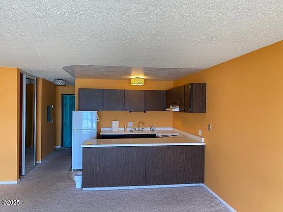 5th image of 1415 NW 31st Pl #157
