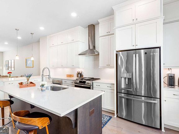 5th image of 4325 Parkside Pl