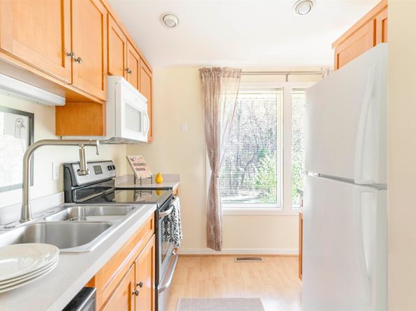145 Lewis Dr, Ruckersville, VA 22968