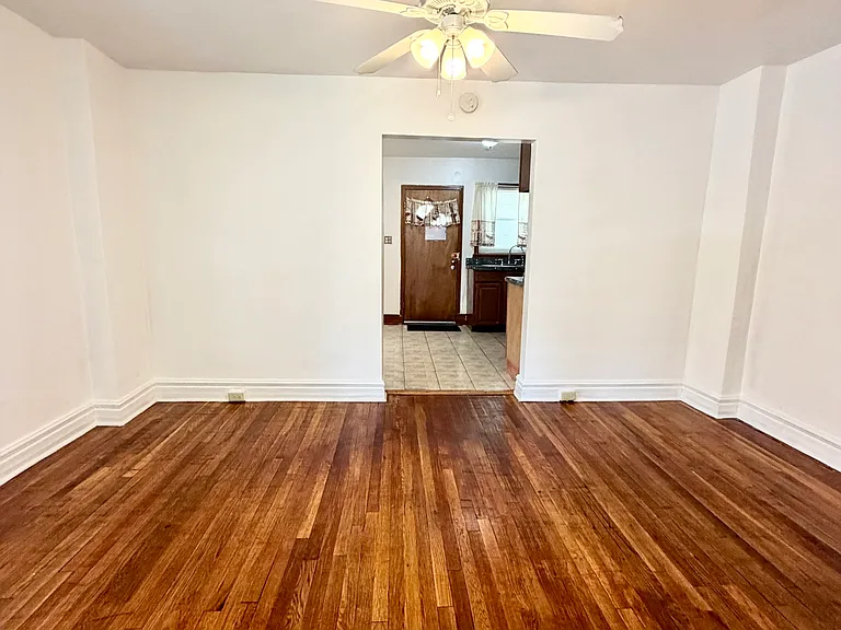 3018 Larue Sq E — Photo 5