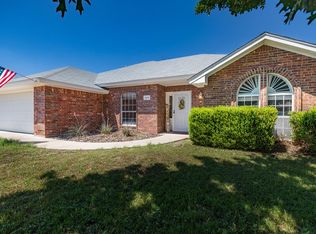 3230 Walnut Hill Dr, San Angelo, TX 76904