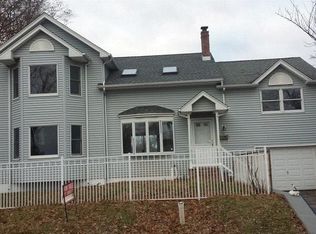 150 Nassau St, Iselin, NJ 08830