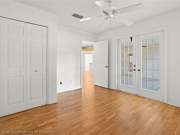 4th image of 333 Cardinal Rd