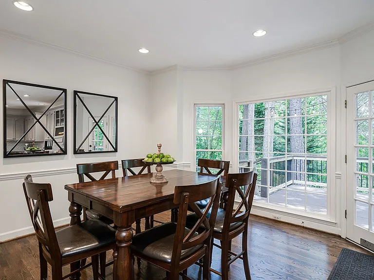 340 Rosalie Ct — Photo 19