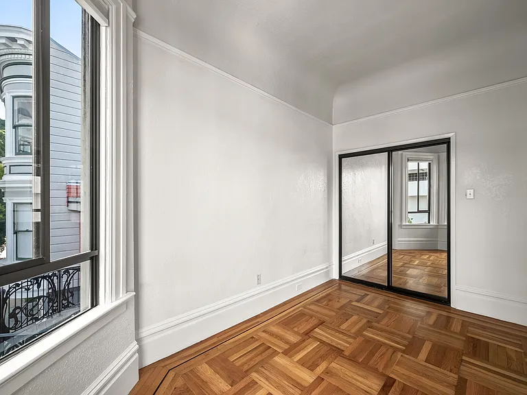 838 Green St — Photo 33
