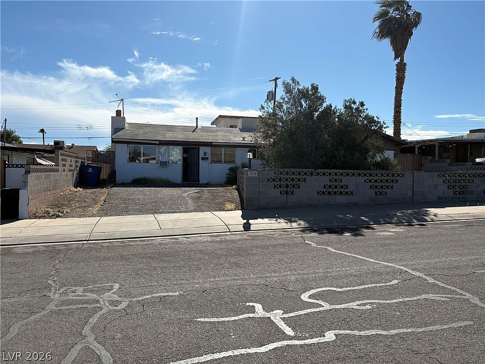 1st image of 229 Hillcrest Dr