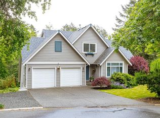 1927 Riverside Dr, View Royal, BC V9B 6H9