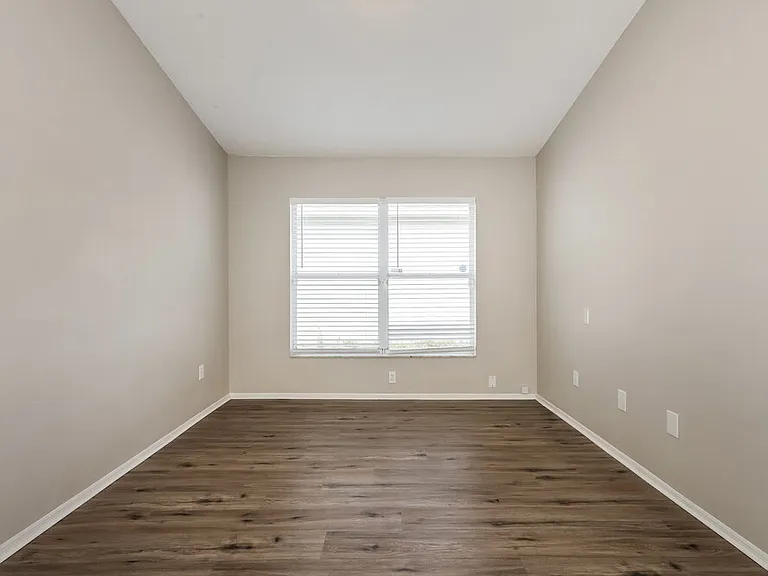 8749 Morrison Oaks Ct — Photo 16