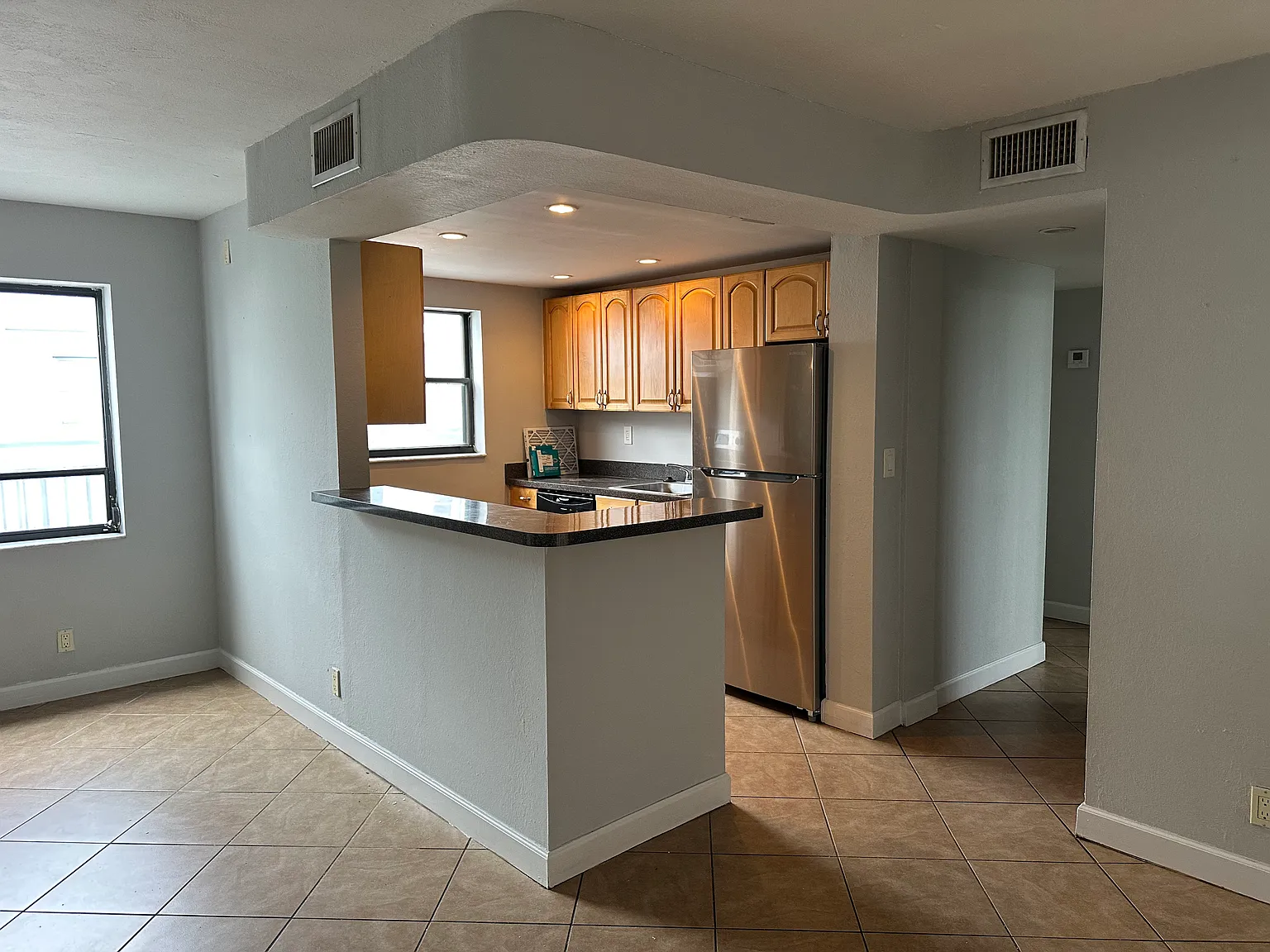 1 bed, 775 sqft, $1,500 — Photo 4