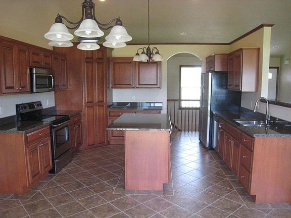 3rd image of 1302 Indigo Dr