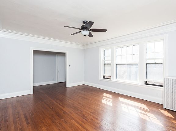 5th image of 5337 S Cornell Ave APT 3