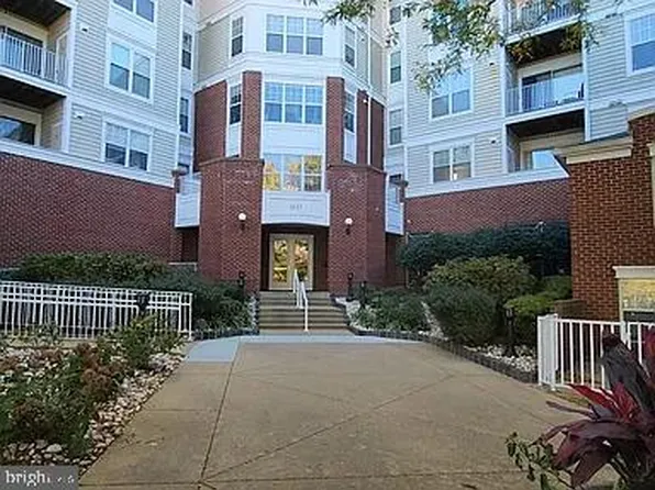 1645 International Dr Unit 118, Mc Lean, VA 22102