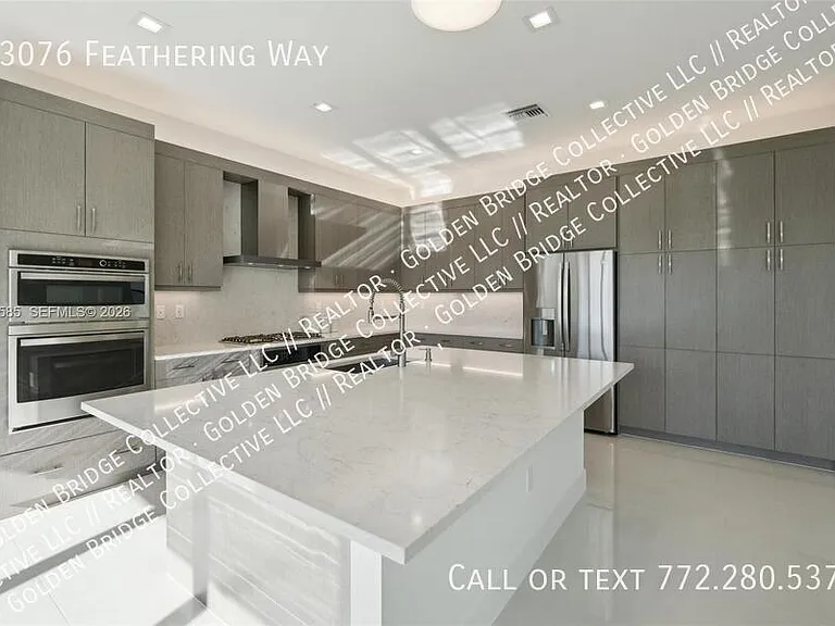 13076 Feathering Way — Photo 2