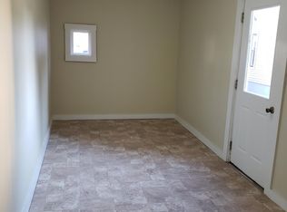 5 Middle St, Lisbon, ME 04252