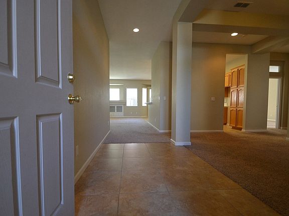 2nd image of 8183 Kingsbridge Dr