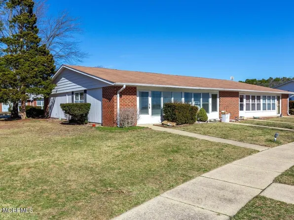 1142A Argyll Circle, Lakewood, NJ 08701
