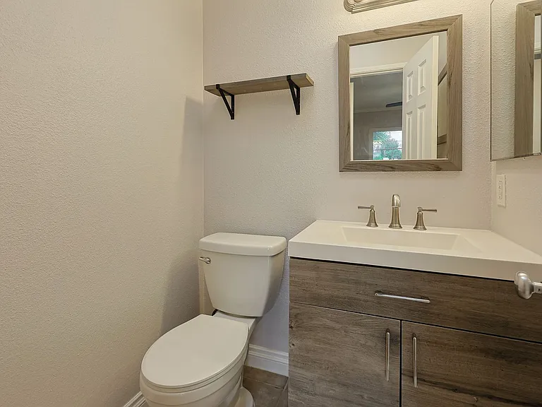 620 E Lexington Ave #16 — Photo 21