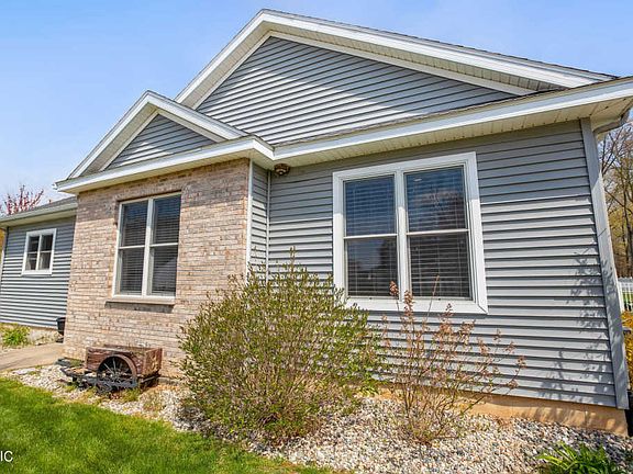 3rd image of 10819 Poplar Bluff Ct