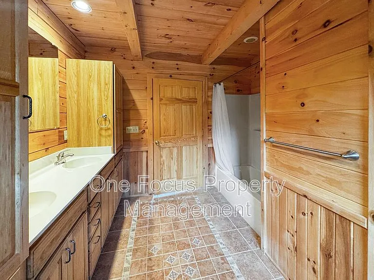 182 Rockey Rd — Photo 10