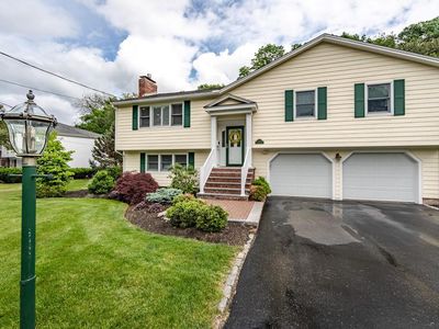 7 Applegate Ln, Reading, MA, 01867