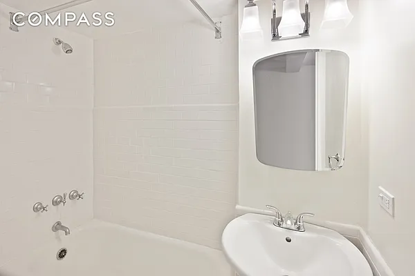 Rented by Compass | media 10