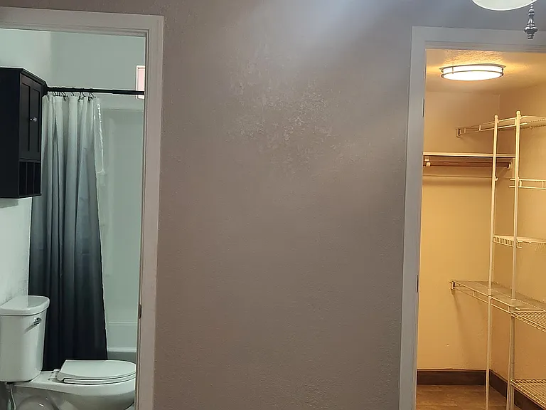 731 W Pepper Pl #2 — Photo 16