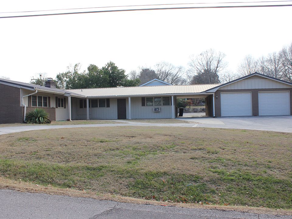 1st image of 2606 Highland Dr NE
