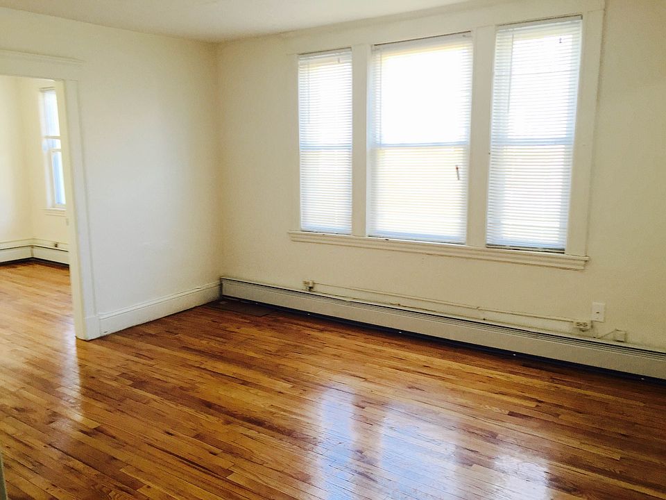 2nd image of 15 Hancock St APT 64
