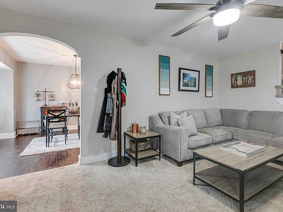 4th image of 4019 School Ln