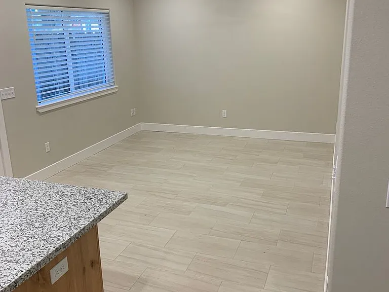 1436 N Cherry St #2 — Photo 3