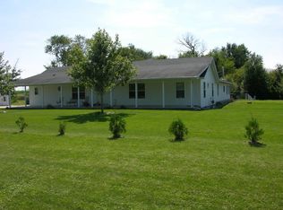4133 E County Line Rd, Bremen, IN 46506