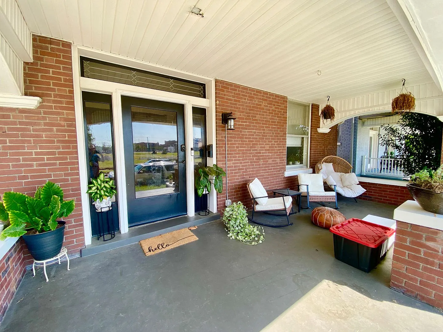 Beautiful Historic Home For Lease! — Photo 2