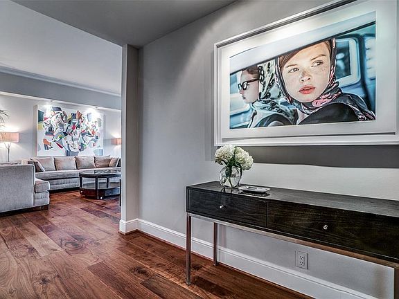 4th image of 3030 McKinney Ave APT 1202