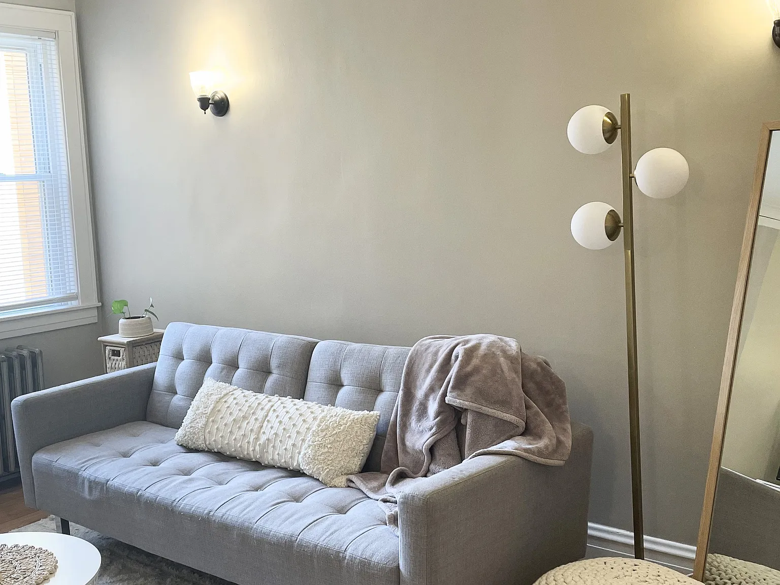 Vibrant, Sunny 1-Bed with Great, Spacious Layout in Superb Berwyn Location! — Photo 1
