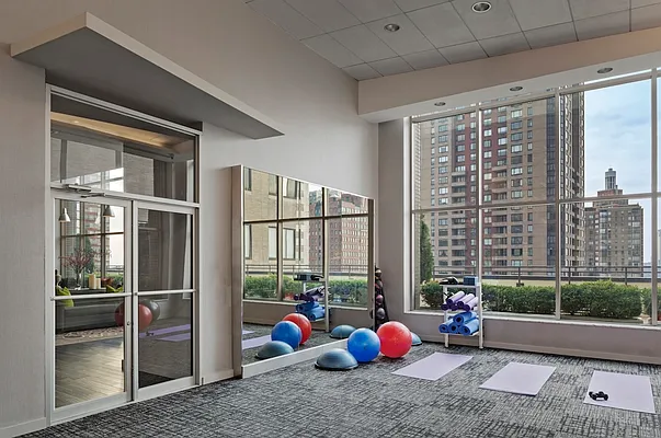 Rented by The Moinian Group | media 25