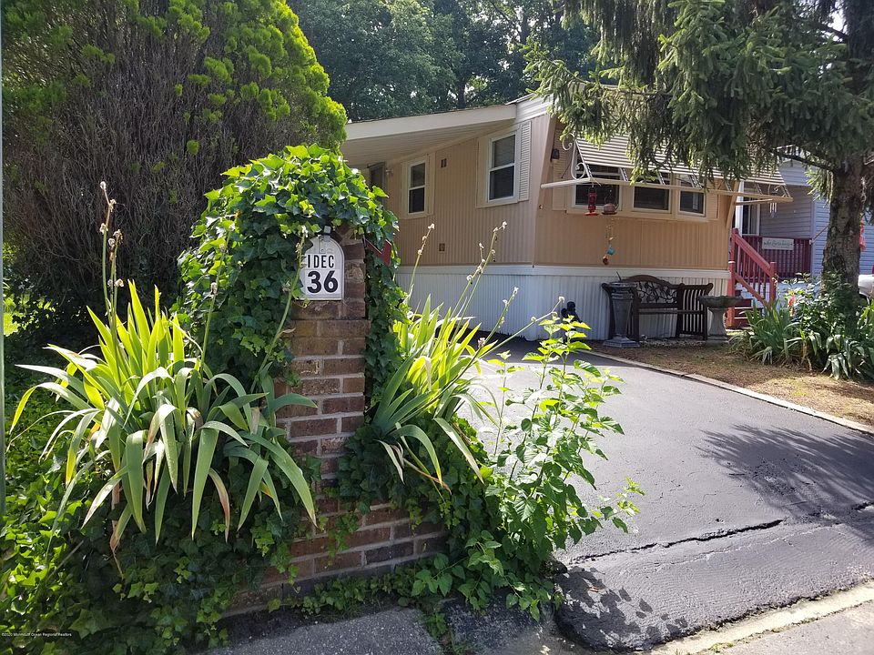 1st image of 36 Antonia Dr