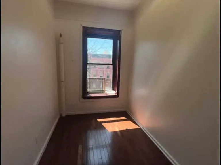 73 Hart St #2 — Photo 12