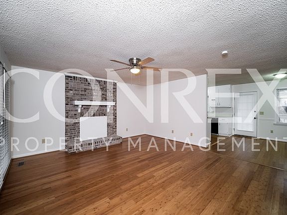 3rd image of 114 Kimberly Ln