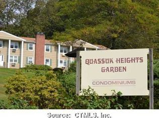 15 Pilgrim Trl #B4, Woodbury, CT 06798