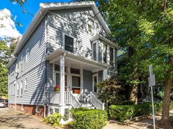 659 Green St, Cambridge, MA 02139