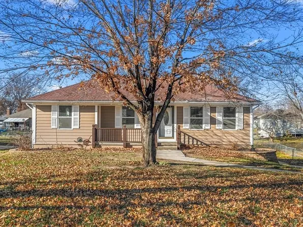 16204 Speaker Ave, Belton, MO 64012