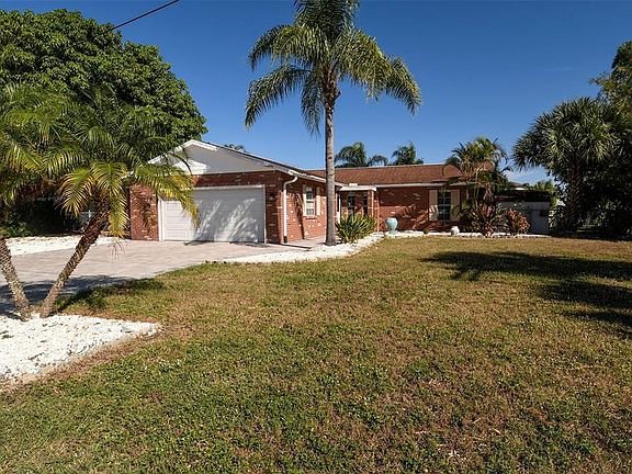 2nd image of 740 Jamaica Cir W #W